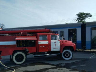 Рятувальники оприлюднили фото з пожежі в потягу "Коломия-Чернівці" (ФОТО)