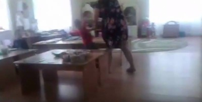 У Чернівцях вихователька у дитсадку вдарила дитину по обличчю - з’явилося відео
