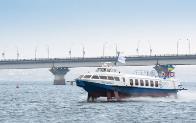 Між Миколаєвом і Херсоном відкрили рейси катерів