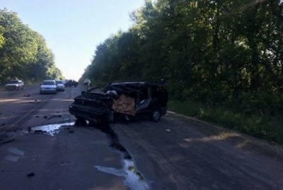 Мешканець Буковини загинув у ДТП на Хмельниччині: його син важко травмований (ФОТО)