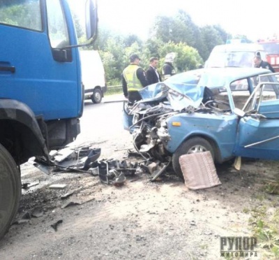 У ДТП на трасі «Житомир - Чернівці» загинув водій «Жигулів» та 11-річний хлопчик