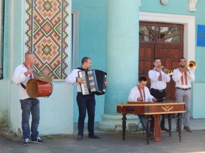 У Вижницю на відкриття фестивалю "Миколайчук-фест" приїхали відомі режисеери та актори  (ФОТО)