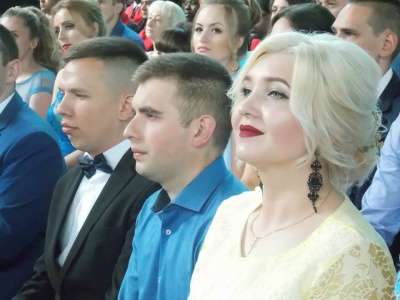 У Чернівцях випускникам медуніверситету вручили дипломи (ФОТО)