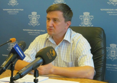 У Чернівцях головний лікар та екс-директор Калинівського ринку судилися через звільнення