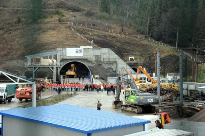 Україна до листопада добудує Бескидський тунель