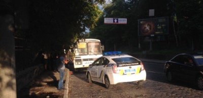 ДТП з потерпілими, наслідки зливи і пожежа в маршрутці. Найголовніші новини Буковини за минулу добу