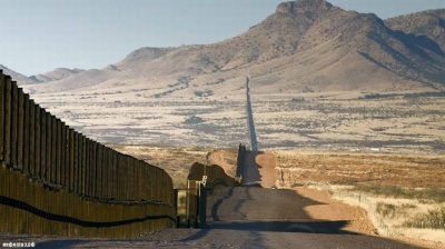США виділять 1,6 мільярда доларів на стіну з Мексикою