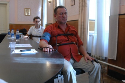 У Чернівцях депутат від «Опозиційного блоку» подав до суду на газету «Час»