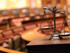 В Рівненській області суд арештував депутата, якого піймали на хабарі В Рівненській області суд арештував депутата, якого піймали на хабарі