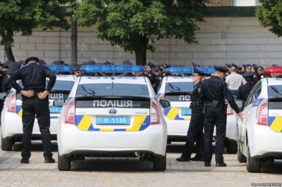 Пожежа у Мамаївцях, хабар поліцейського і ДТП з дитиною: головні події середи
