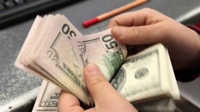 НБУ скасовує обмеження на зняття валюти фізособами