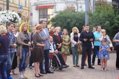 У Чернівцях вшанували пам’ять полеглих бійців під Іловайськом (ФОТО)