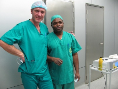 Лікар із Чернівців розповів, як рятував життя африканських дітей у Анголі
