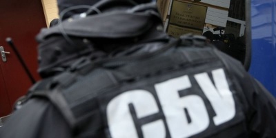 СБУ затримала топ-чиновника "Укрзалізниці", який вимагав 300 тисяч доларів хабара
