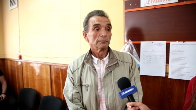Конфлікт у школі на Буковині: через розподіл годин учитель оголосив сухе голодування