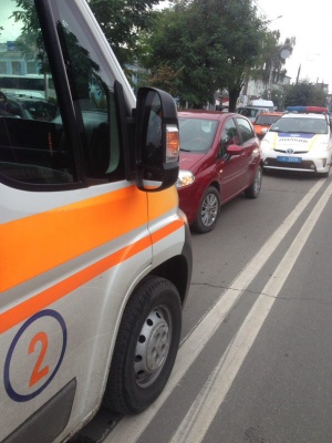 Біля автовокзалу в Чернівцях збили жінку