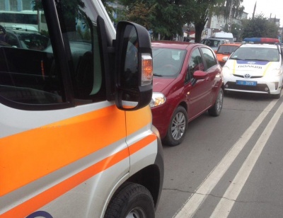 Біля автовокзалу в Чернівцях збили жінку