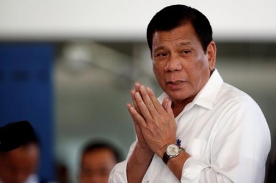 Президент Філіппін хоче передати владу в країні своїй дочці