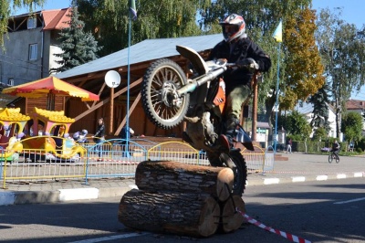 У Чернівецькій області триває фестиваль мототуризму та ендуро «Шлях мольфара» (ФОТО)