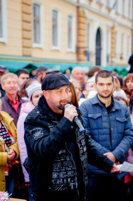 У Чернівцях наречені змагалися у конкурсі краси