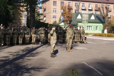 До Чернівців прибула група курсантів для посилення контролю на кордоні (ФОТО)