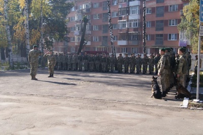До Чернівців прибула група курсантів для посилення контролю на кордоні (ФОТО)