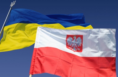 Україна та Польща підписали угоду про мову навчання нацменшин