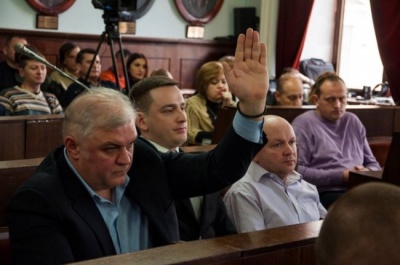 Суд розгляне позов мера Чернівців до депутата Чесанова 16 листопада