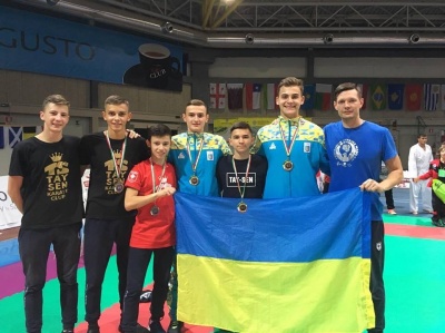 Клуб із Чернівців виборов 9 медалей на чемпіонаті Європи з карате