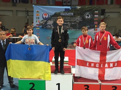 Клуб із Чернівців виборов 9 медалей на чемпіонаті Європи з карате