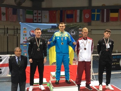 Клуб із Чернівців виборов 9 медалей на чемпіонаті Європи з карате