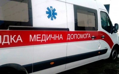 На Дніпропетровщині в результаті обвалення козирка над під'їздом загинув підліток