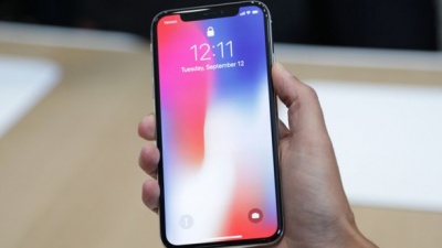 Екран iPhone X не працює на холоді