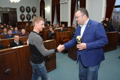 У Чернівецькій міськраді нагородили найкращих футболістів міського чемпіонату