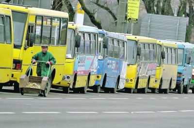 Київ розірве угоди з перевізниками через виявлені порушення