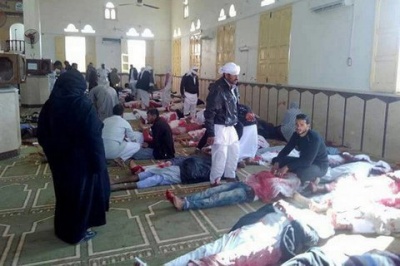 У Єгипті бойовики напали на мечеть. Загинули 85 осіб
