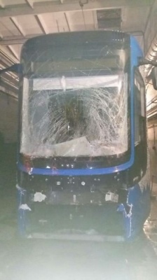 У Києві під час снігового колапсу розбився новий трамвай Pesa