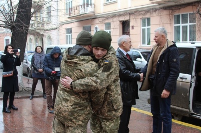 У Чернівецькій ОДА повідомили деталі зустрічі Фищука із звільненим з полону бойовиків буковинцем