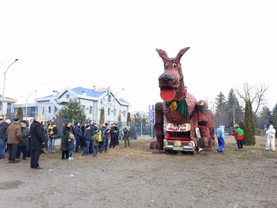 На фестивалі маланок у Чернівцях буде 7-метровий собака Скубі-Ду (ФОТО)