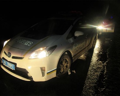 На Прикарпатті поліцейські з Чернівців затримали п’яного водія краденого «буса»