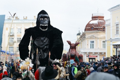 Олімпійські боги і Чагорське плем’я: що можна побачити на «Маланка-фесті» в Чернівцях (ФОТО)