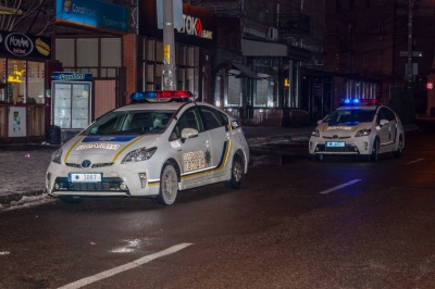 Жорстока масова бійка зав'язалася біля нічного клубу у Дніпрі (ФОТО)