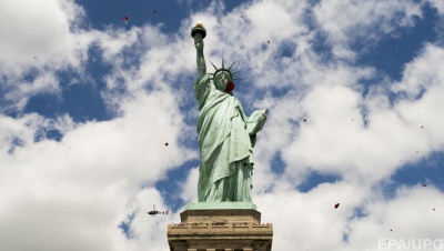 У Нью-Йорку закрилася Статуя Свободи 