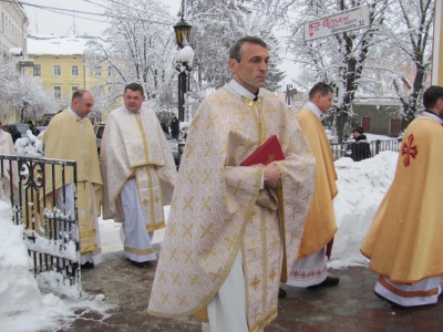 До Чернівців з’їхалося 250  монахів та монахинь Української Греко-Католицької Церкви (ФОТО)