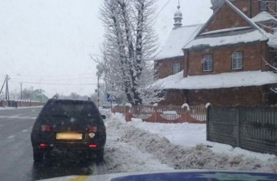 Прийняв "святе причастя": поліція зловила за кермом п'яного священика