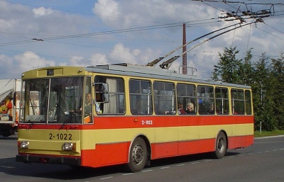 У Чернівцях визначили переможця тендеру із закупівлі 6 «вживаних» тролейбусів