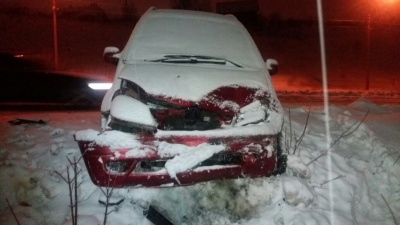 На Буковині зіткнулись два легковики - одного з водіїв госпіталізували