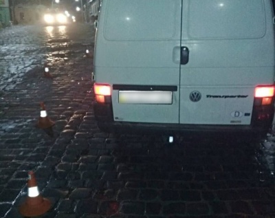 ДТП на «зебрі» й скандал зі скотомогильником. Головні новини Буковини за 19 лютого