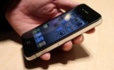 Поліція розшукує «кишенькарів», які вкрали смартфони у двох чернівчан