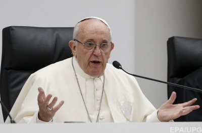Папа Римський назвав проституцію тортурою 